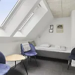 By The Sea B&B 히르츠할즈