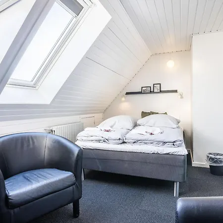 By The Sea Bed & Breakfast Hirtshals