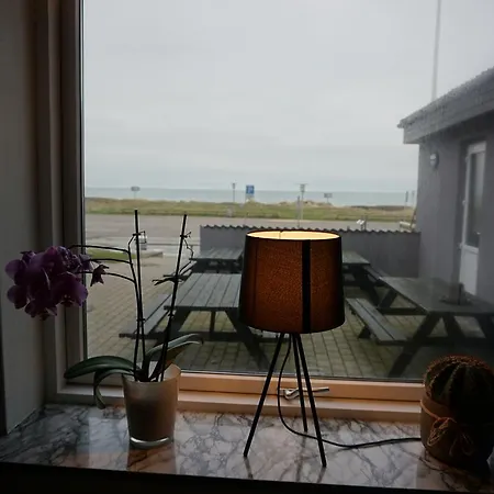 Couette-café By The Sea 3*