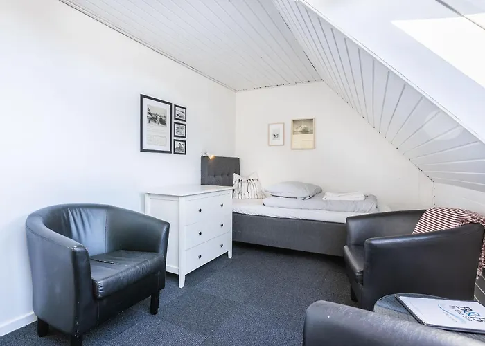 By The Sea Bed and breakfast 3*
