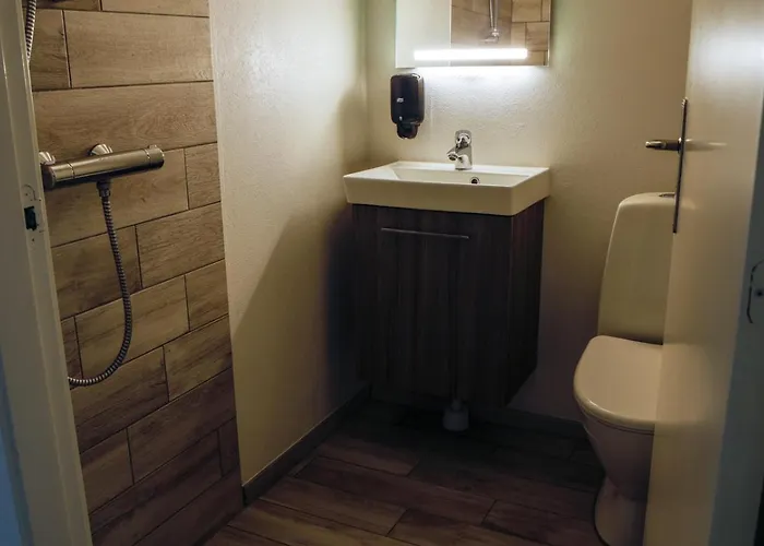 Bed & Breakfast By The Sea 3*